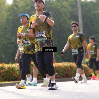 Runner Photo 6593274