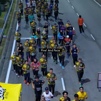 Runner Photo 6593322