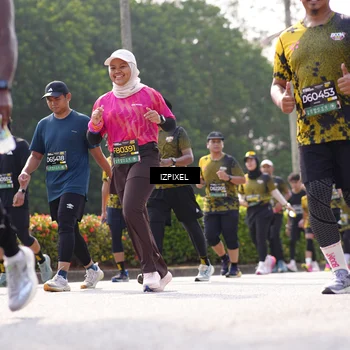 Runner Photo 6593341