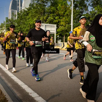 Runner Photo 6593378