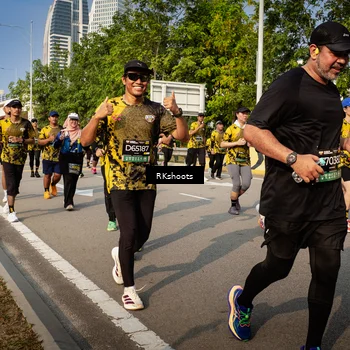 Runner Photo 6593433