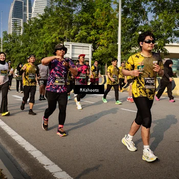Runner Photo 6593435