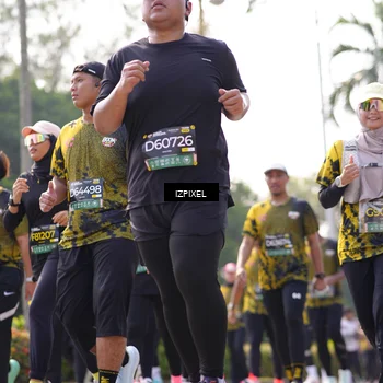 Runner Photo 6593546