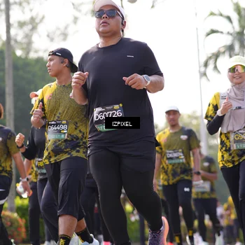 Runner Photo 6593550