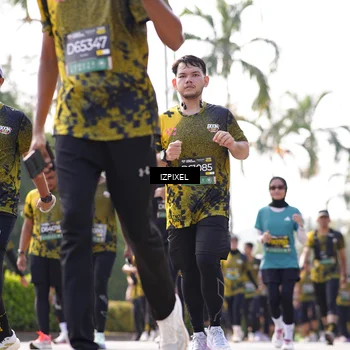 Runner Photo 6593645