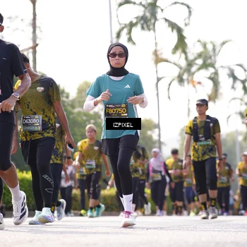 Runner Photo 6593669