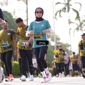 Runner Photo 6593700