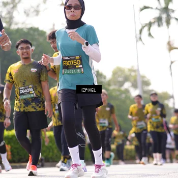 Runner Photo 6593724