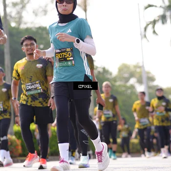 Runner Photo 6593725