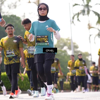 Runner Photo 6593728