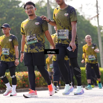Runner Photo 6593773