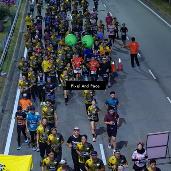 Runner Photo 6593801