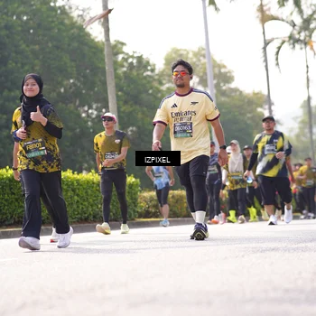 Runner Photo 6594244