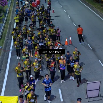 Runner Photo 6594246