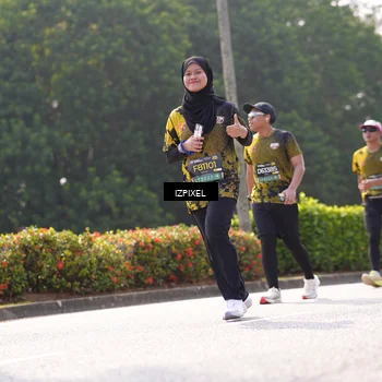 Runner Photo 6594251