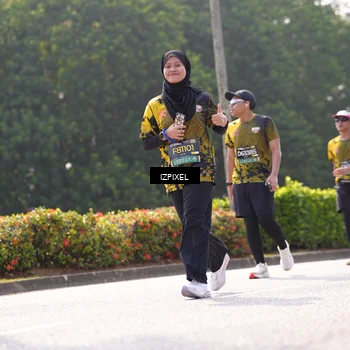 Runner Photo 6594258