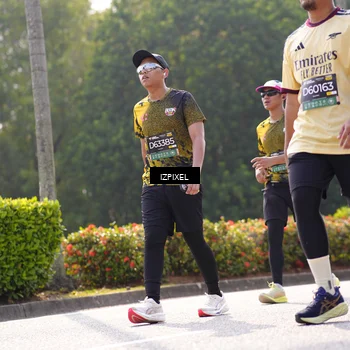 Runner Photo 6594353