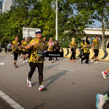 Runner Photo 6594356