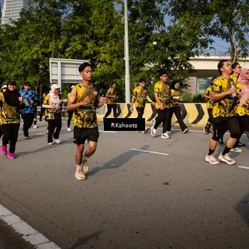 Runner Photo 6594387