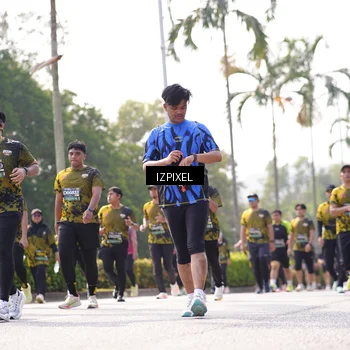 Runner Photo 6594397