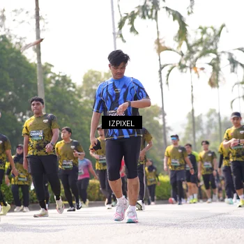 Runner Photo 6594431