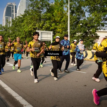 Runner Photo 6594435