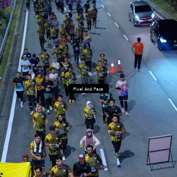 Runner Photo 6594463