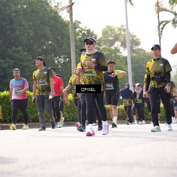 Runner Photo 6594545