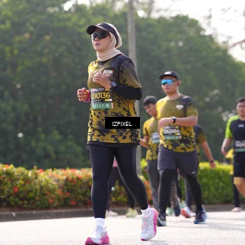 Runner Photo 6594601