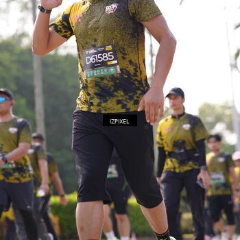 Runner Photo 6594624