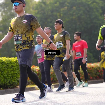 Runner Photo 6594679