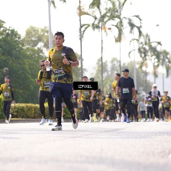 Runner Photo 6594686
