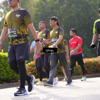 Runner Photo 6594689