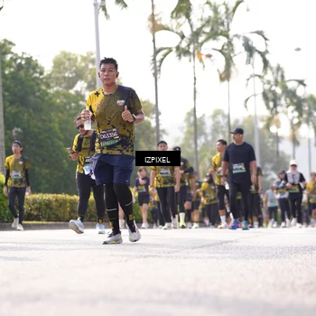 Runner Photo 6594693