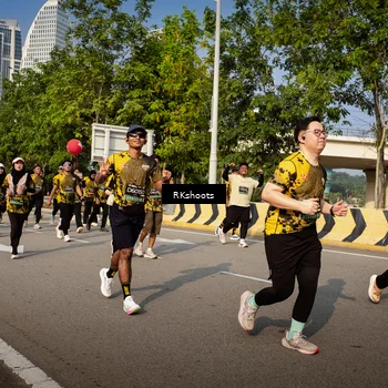 Runner Photo 6594704