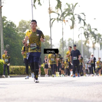 Runner Photo 6594720