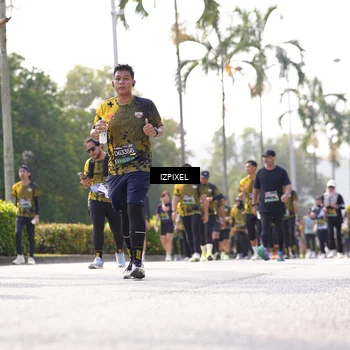 Runner Photo 6594726