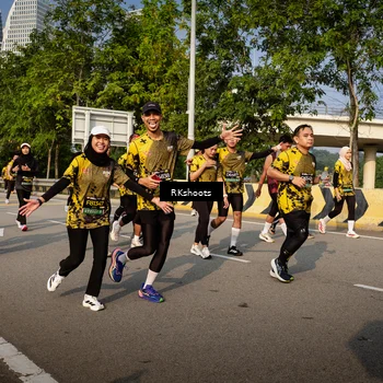 Runner Photo 6594865