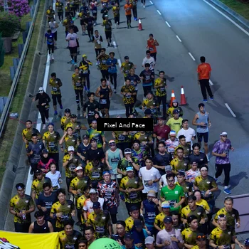 Runner Photo 6594900