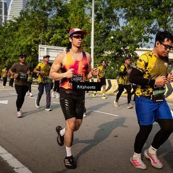 Runner Photo 6594940
