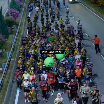Runner Photo 6595038