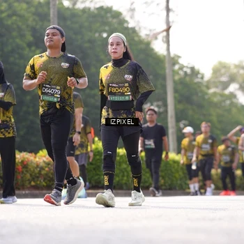 Runner Photo 6595042
