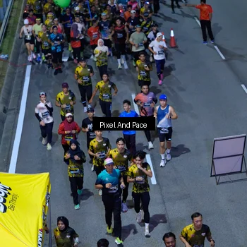Runner Photo 6595083