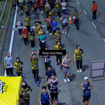 Runner Photo 6595125