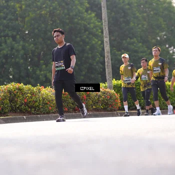 Runner Photo 6595186