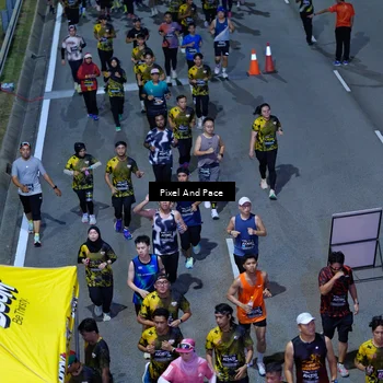 Runner Photo 6595227