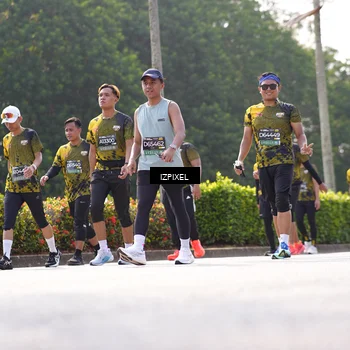 Runner Photo 6595237