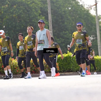 Runner Photo 6595240