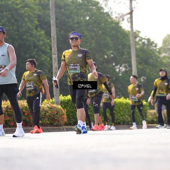 Runner Photo 6595259