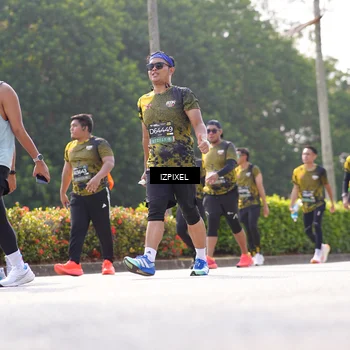 Runner Photo 6595275